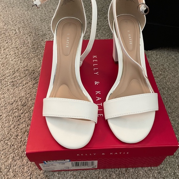 Kelly & Katie White Block Heels - never worn - Picture 2 of 3